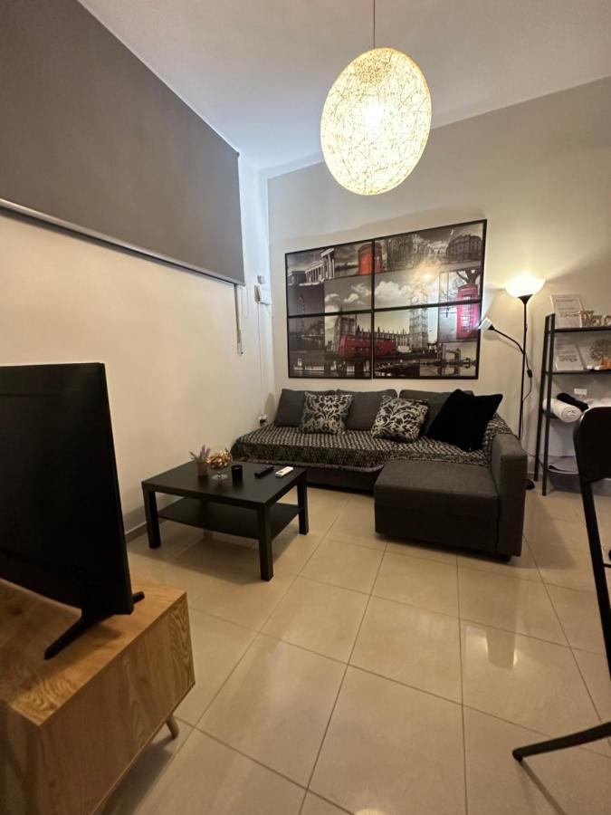 Elegant Escapes 5 Athen