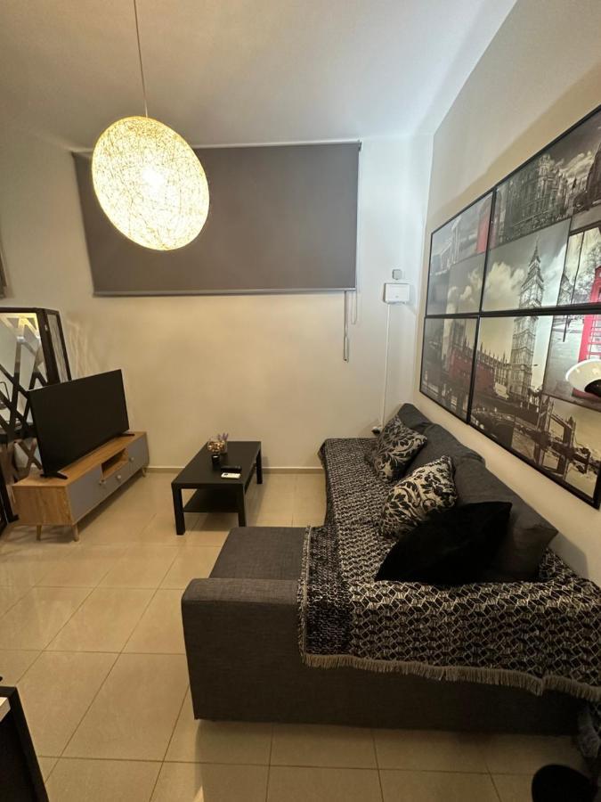 Elegant Escapes 5 Athen